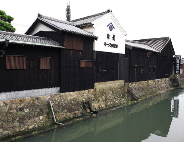 歴史的建造物が残る町並み：湯浅は醤油醸造の町、熊野古道の宿場町