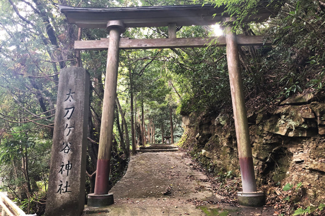 太刀ヶ谷神社（たちがたにじんじゃ）【関連物語3・4】