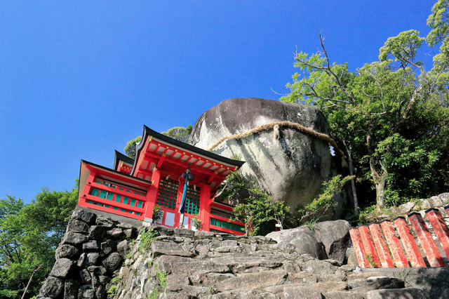 ゴトビキ岩（神倉神社）