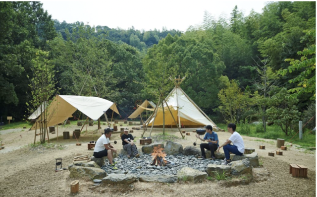 道の駅 四季の郷公園 FOOD HUNTER PARK 炎の囲炉裏