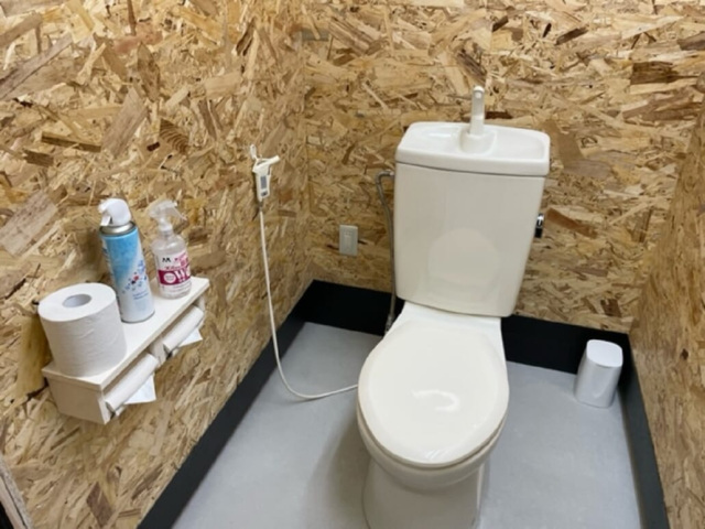 綺麗なトイレがあります。