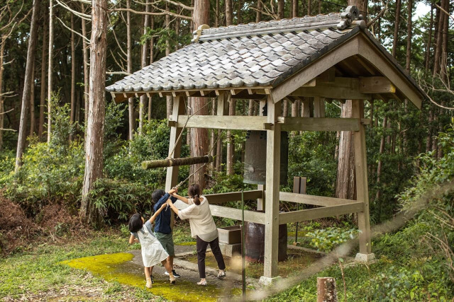 お寺の敷地内で贅沢時間