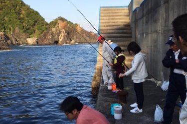 くらしちゃる矢櫃に宿泊＆釣り体験／有田市移住交流拠点施設「…