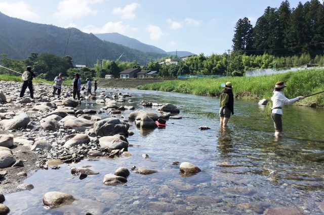 鮎釣り体験／日置川漁業協同組合