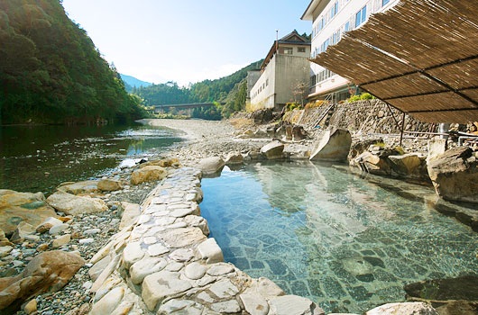 山水館　川湯みどりや