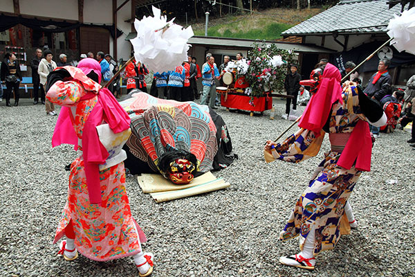 伊作田稲荷神社の例大祭